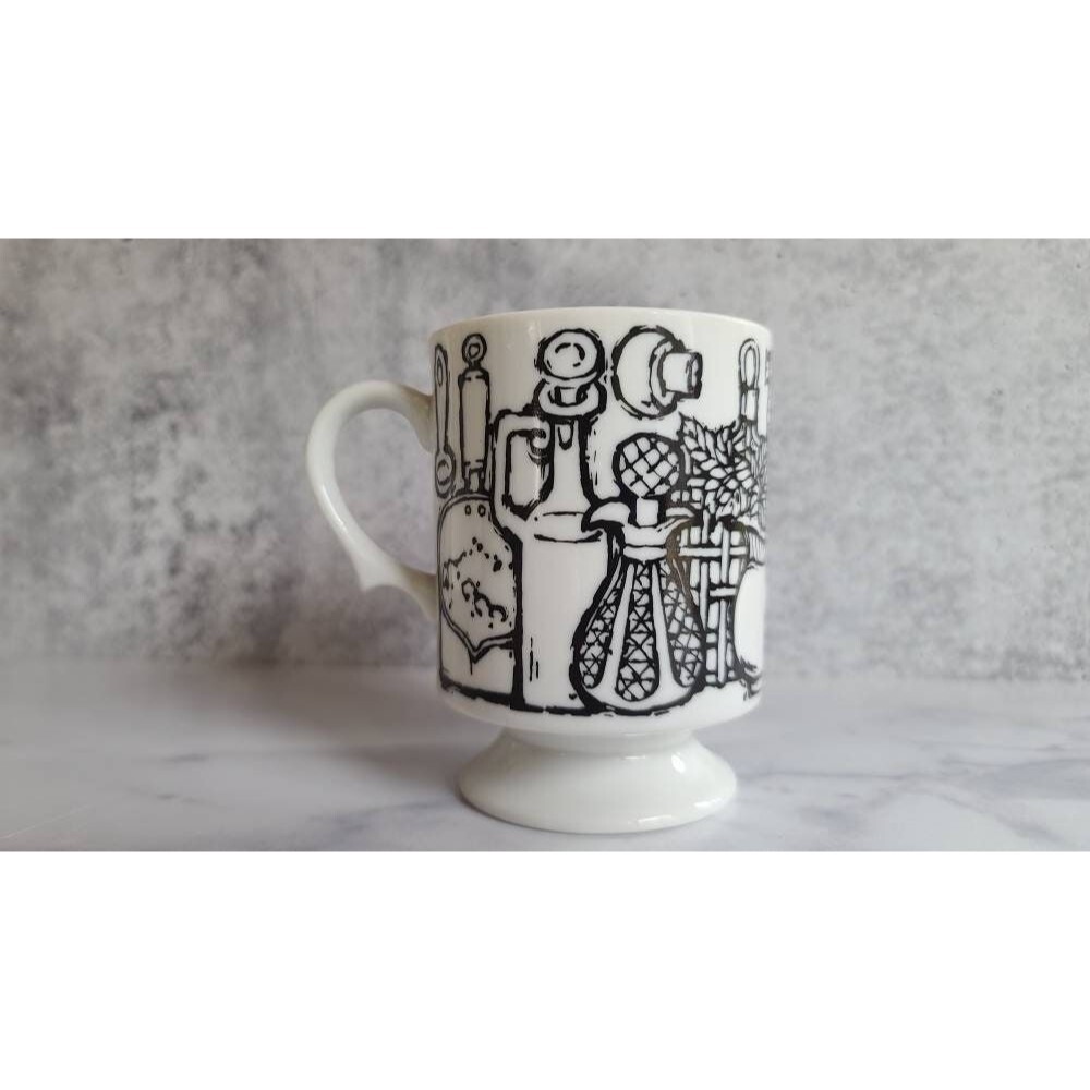 Kitchen Essentials Mug - Picture 4 of 10